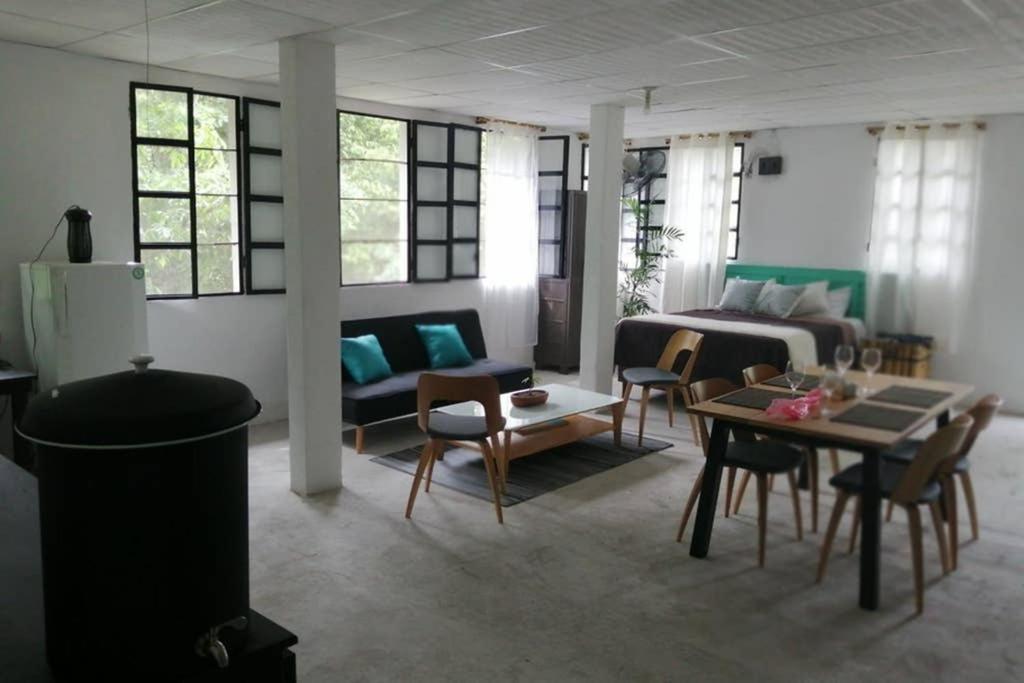 Appartement Apartamento Equipado Tipo Loft à El Remate Extérieur photo
